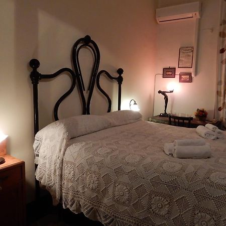 B&B Galileo Galilei Caserta Eksteriør bilde