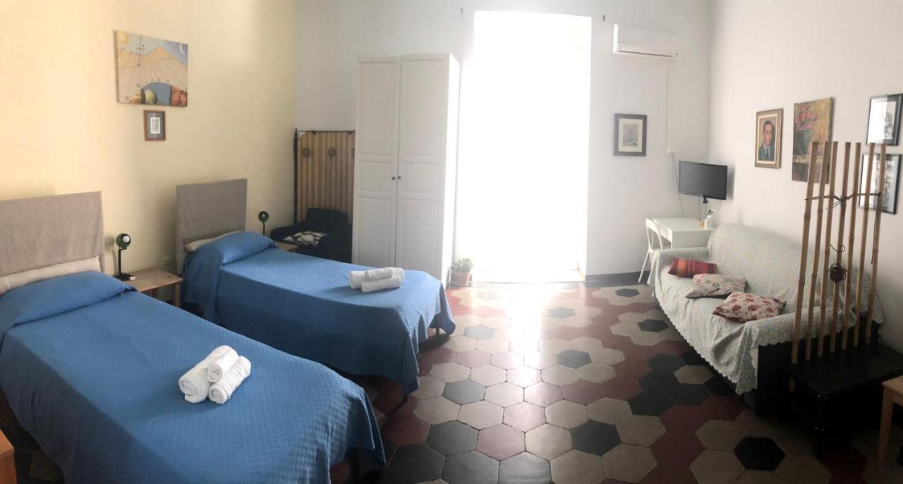 B&B Galileo Galilei Caserta Eksteriør bilde