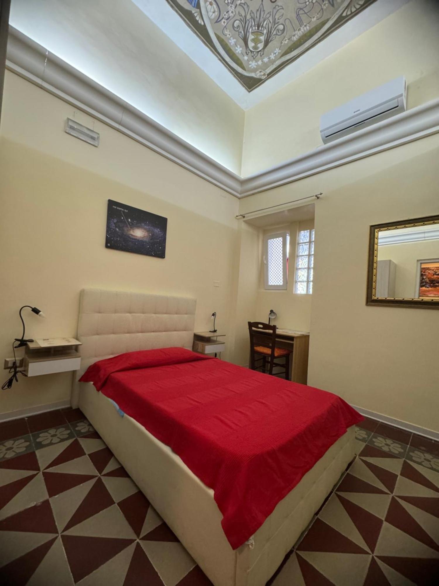 B&B Galileo Galilei Caserta Eksteriør bilde